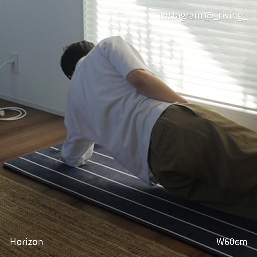 8ed Studio Horizon Canvas Stretch Mat使用シーン|自宅ストレッチ・ヨガ・ピラティス・筋トレ対応