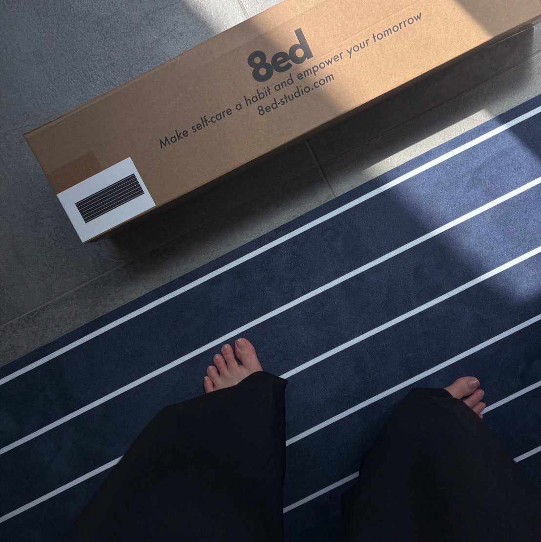 8ed StudioのCanvas Stretch Mat|インテリアになじむデザイン性と快適な使い心地を兼ね備えたストレッチ・ヨガマット