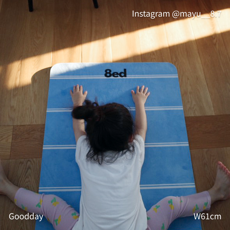 8ed Studio Goodday Canvas Stretch Mat子どもの使用シーン｜自宅ストレッチ・ヨガ・ピラティス対応
