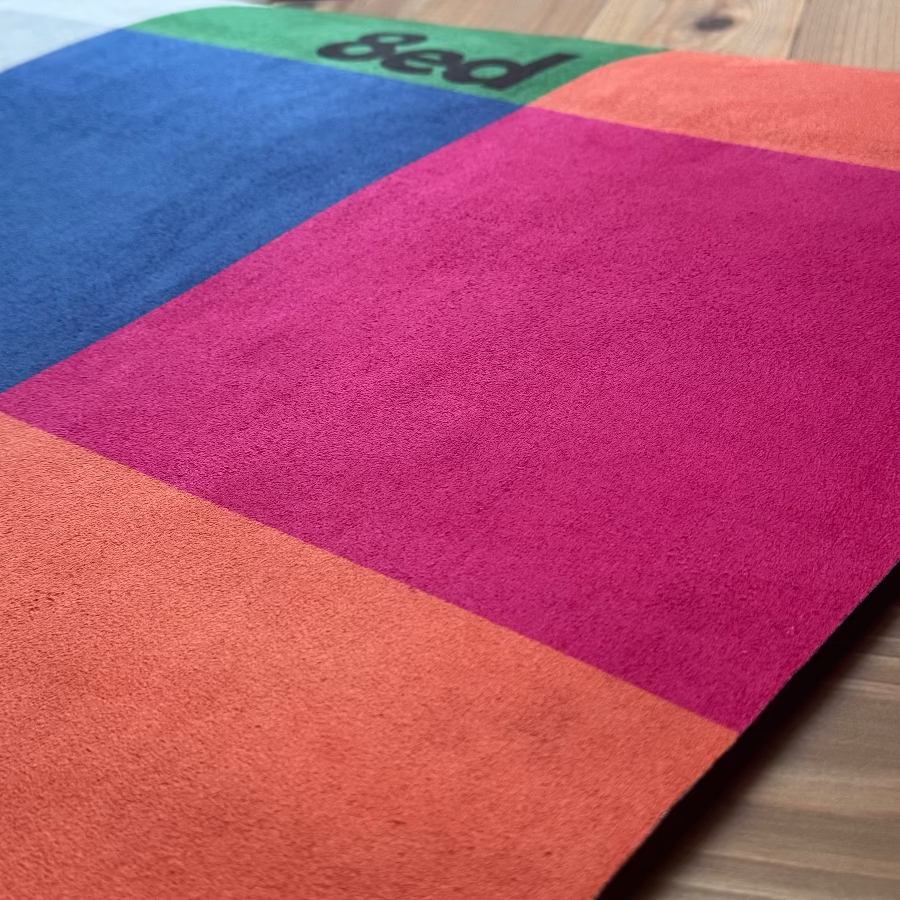 身体を動かす意識を高めるデザインのPower｜ストレッチマット